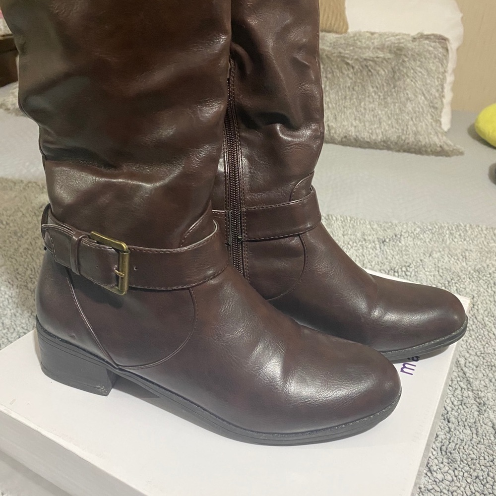 Brown boots